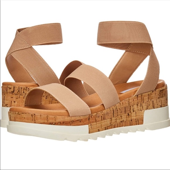 Steve Madden Shoes - Steve Madden Vandiver platform sandles size 8.5